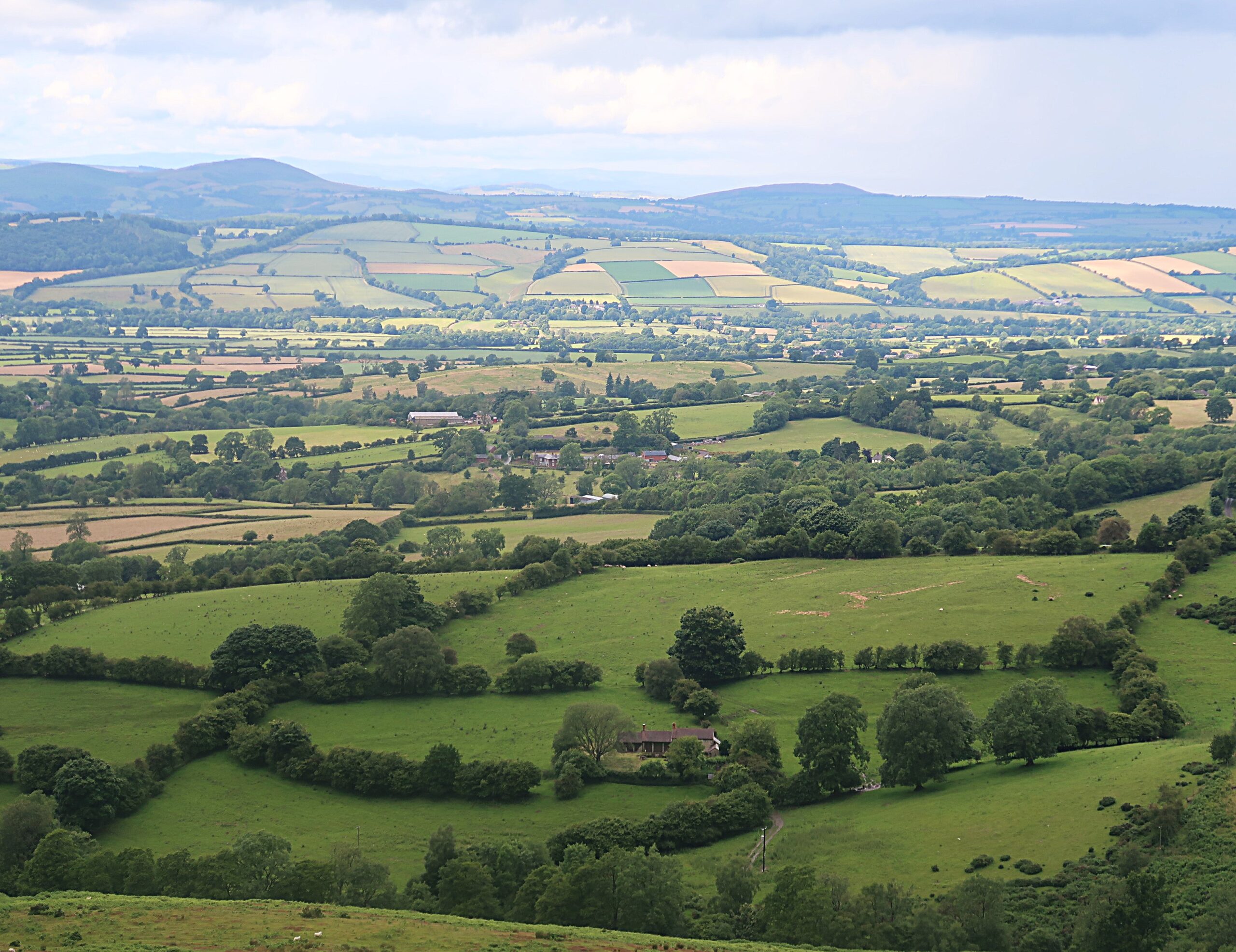 A Sunday Double Top on Clee